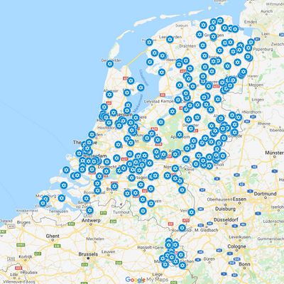 Kaart met alle joodse begraafplaatsen in Nederland.