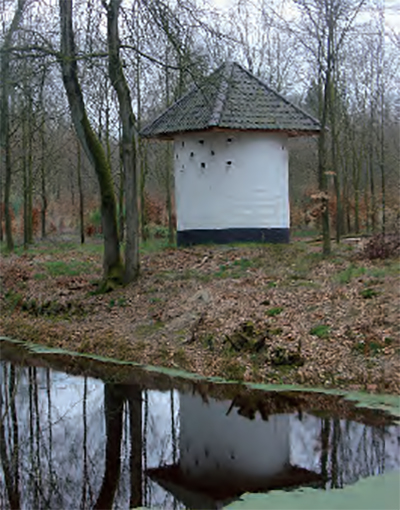 Foto van de duiventoren bij Huis Maarsbergen (Utrecht).